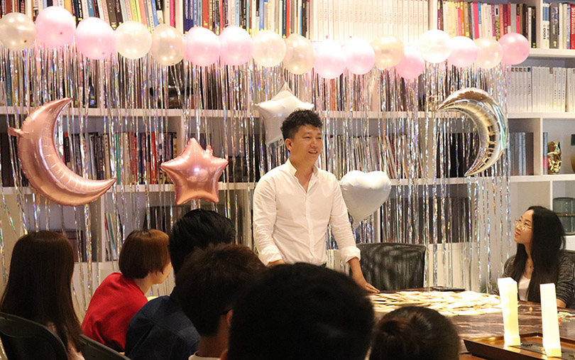 YANG设计集团董事代表黄盛广先生发表生日祝福